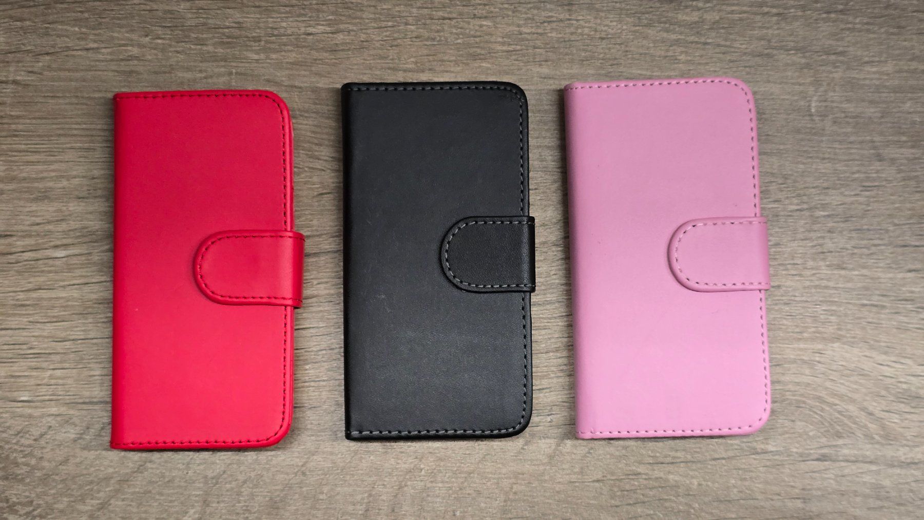 Cover & Protezioni schermo: 3er Set - Etui Hülle mit Kartenfach - iPhone 5 / 5s / SE – Nuovo (secondo la descrizione) da Thalwil venduto da VitaMini