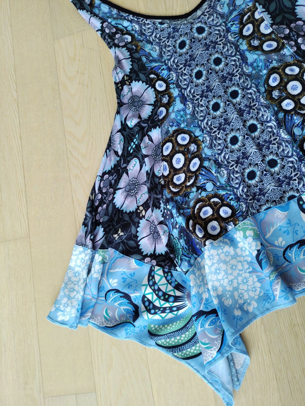 Desigual Tuniche: Desigual Tunika Blau Bunt Taille XS – Usato da Buchrain venduto da QueenyHE51 4