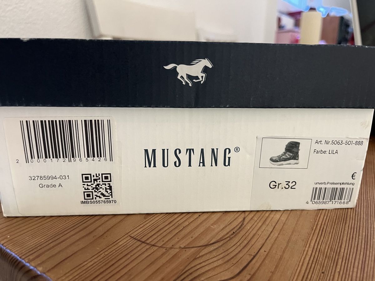 Bottes de soin: Kinder Stiefel TEX MUSTANG Neue! – Neuf avec emballage d'origine à Turgi par SvetlaM 2