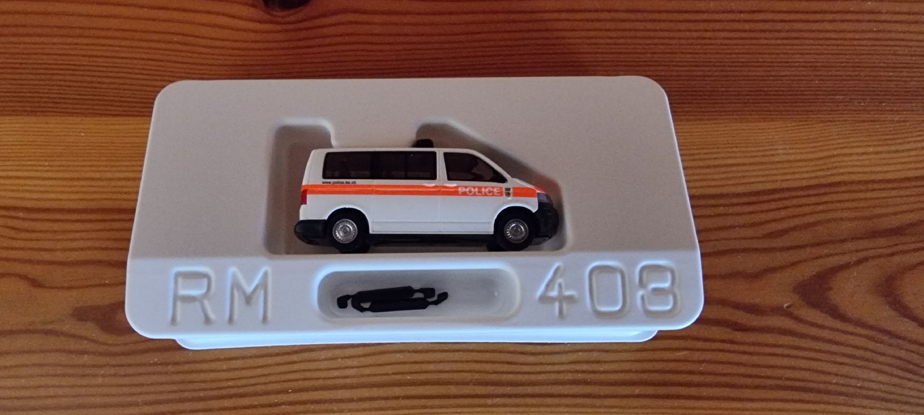 Rietze Modellini d'auto: Rietze VW Bus T5 Polizei Bern 1:87 – Nuovo (secondo la descrizione) da Bettlach venduto da United83 3