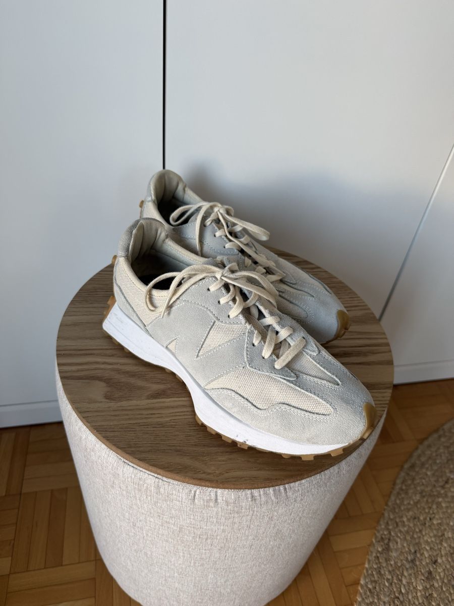 New Balance Scarpe da donna: New Balance WS327 – Usato da Luzern venduto da Aistee 1