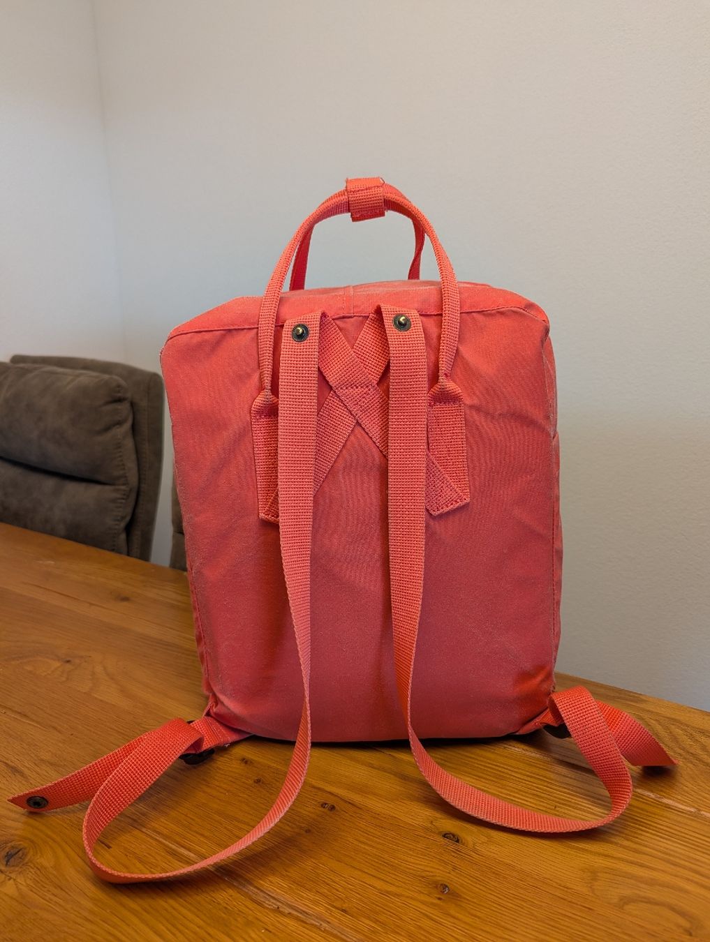 Fjällräven Zaini: Fjällräven Kanken Pink 16L – Usato da Uster venduto da ama_z2gj 1