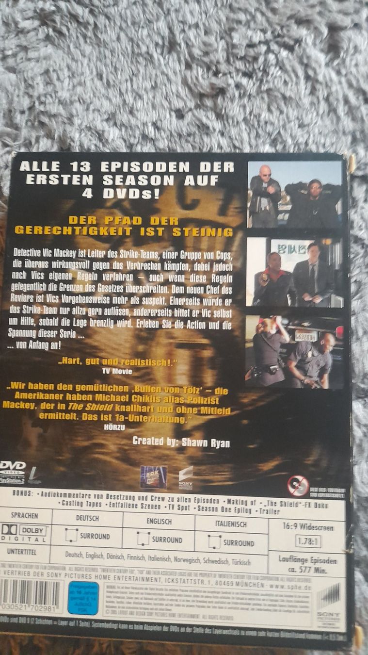Tutti i DVDs: THE SHIELD  1.STAFFEL   DVD – Usato da Wetzikon ZH venduto da Ramones01 1