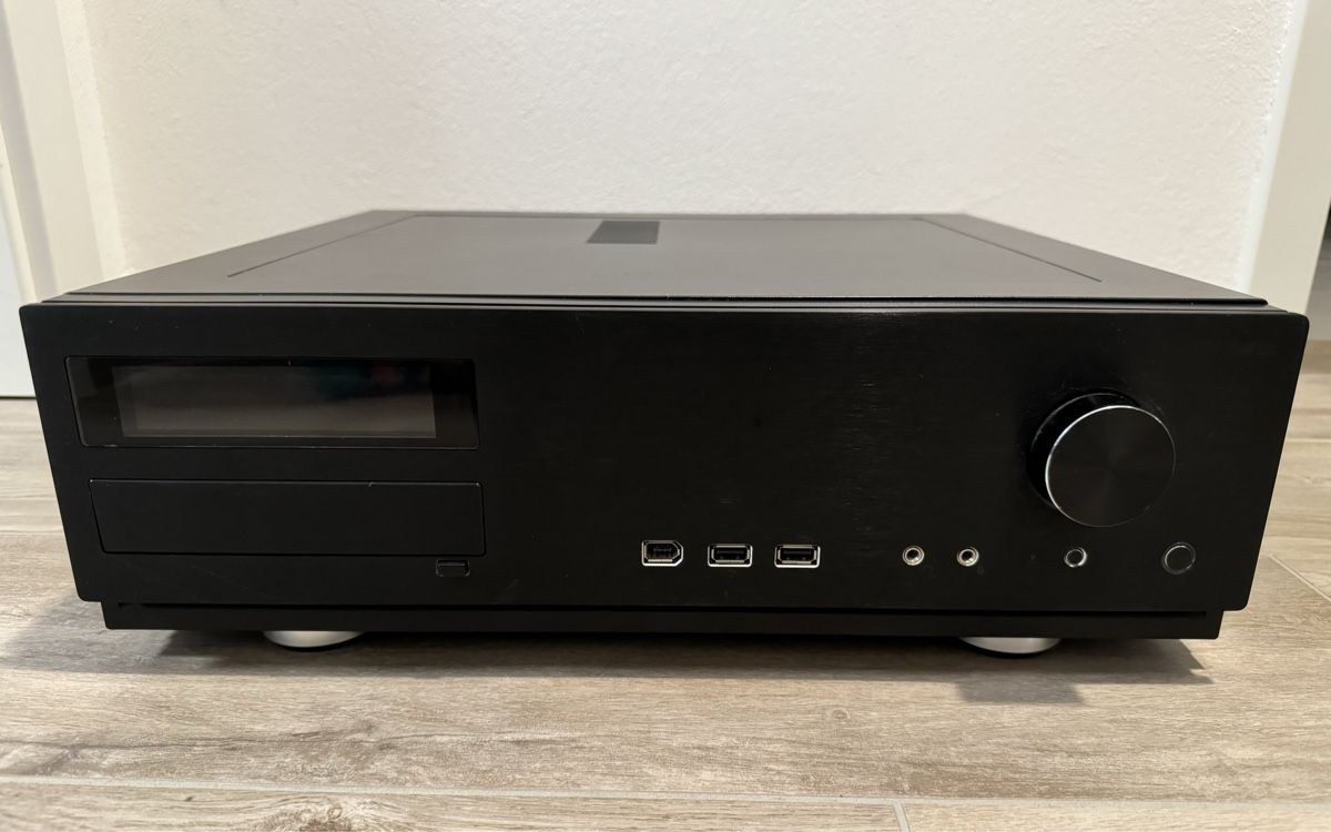 PCs: HTPC - custom made HTPC/Gaming PC – Gebraucht aus Luins von  3
