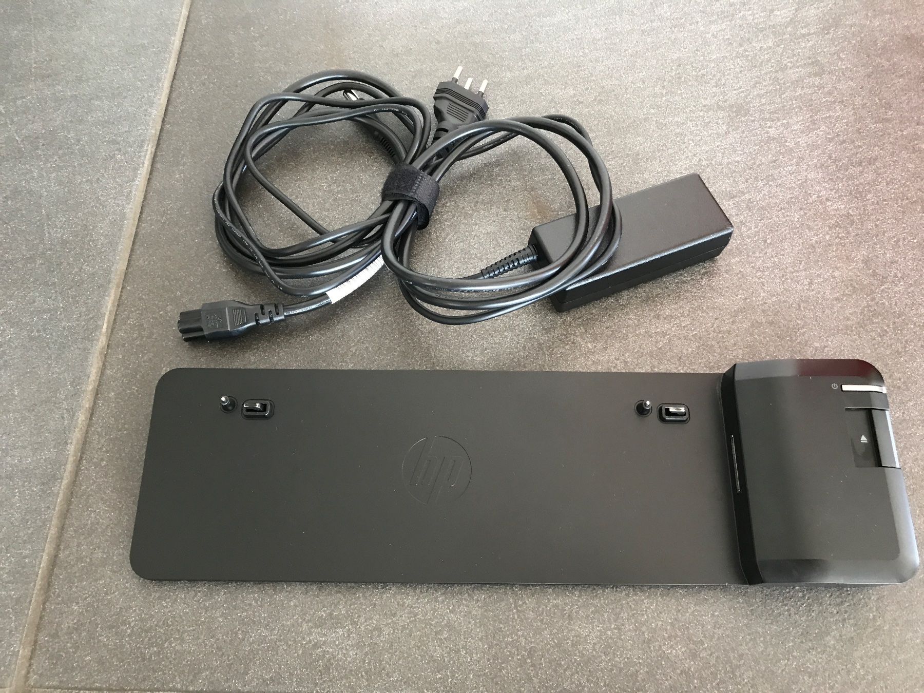Hewlett Packard Docking station: HP Docking Station ultra slim – Usato da Zuzwil BE venduto da feluna3