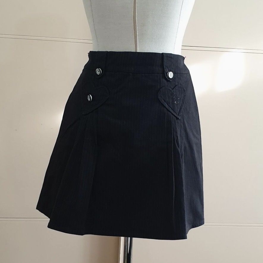 Dior Röcke: Dior Minirock schwarz gestreift – Gebraucht aus Riehen von sof_2xg6