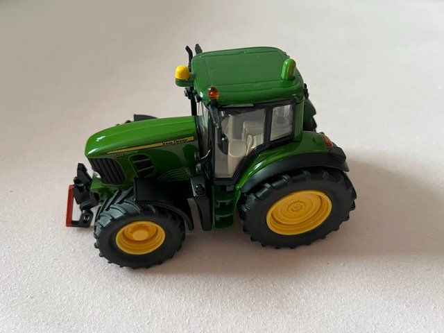 Siku Kit di modellismo & Modellini statici: Siku John Deere 7530 – Usato da Oensingen venduto da alpenvogel92