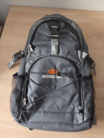 Nordcap Rucksack Fabrikneu Grau/Schwarz 50x30cm
