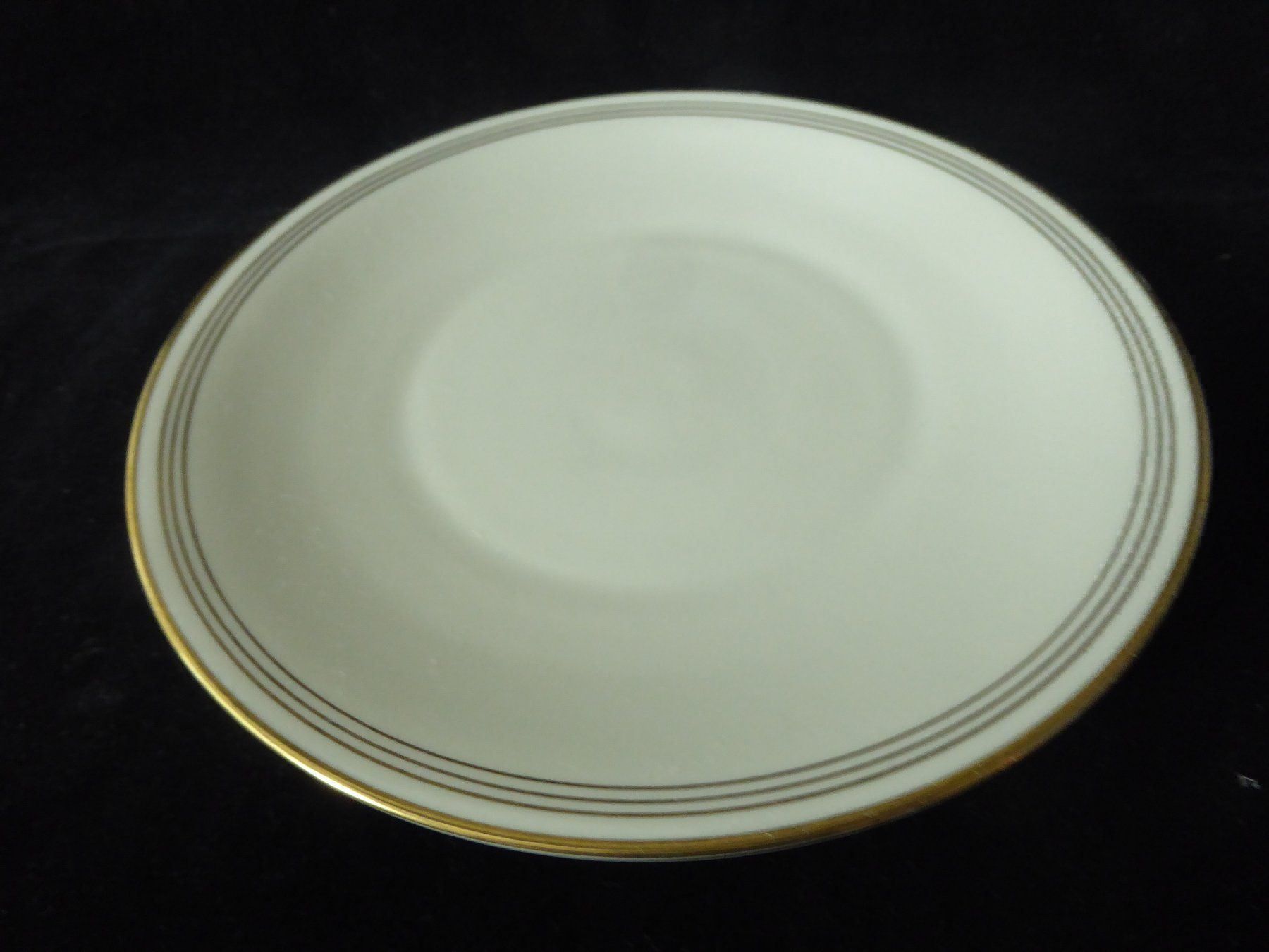 Teller: 1 Langenthal Dessert - Teller  1950 – Gebraucht aus Zürich von Chaeffeler 1