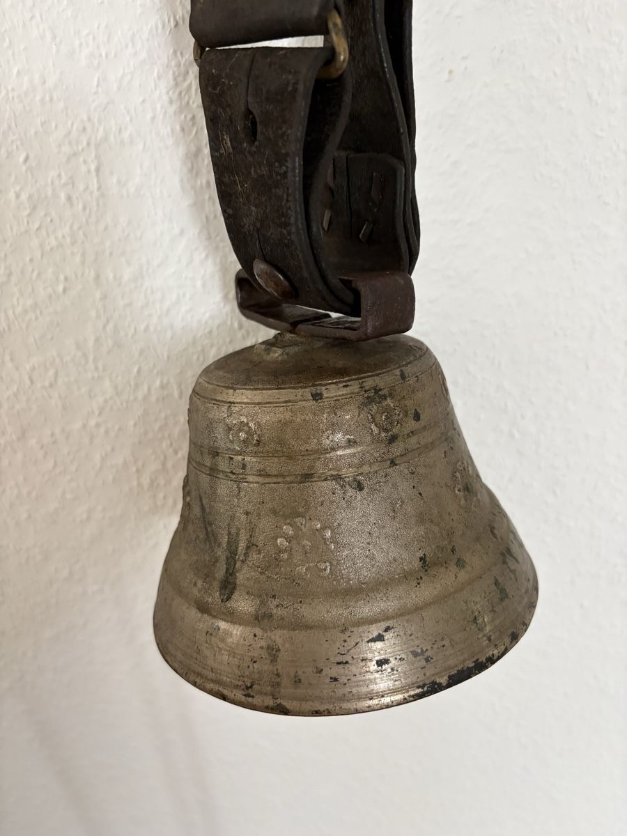 Campanacci mucche: Glocke Kuhglocke Durchmesser 14 cm Höne 11,5 cm – Usato da Embrach venduto da mays 3