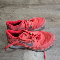 Damenschuhe Nike Grösse 39 Sneaker Koralle gebraucht