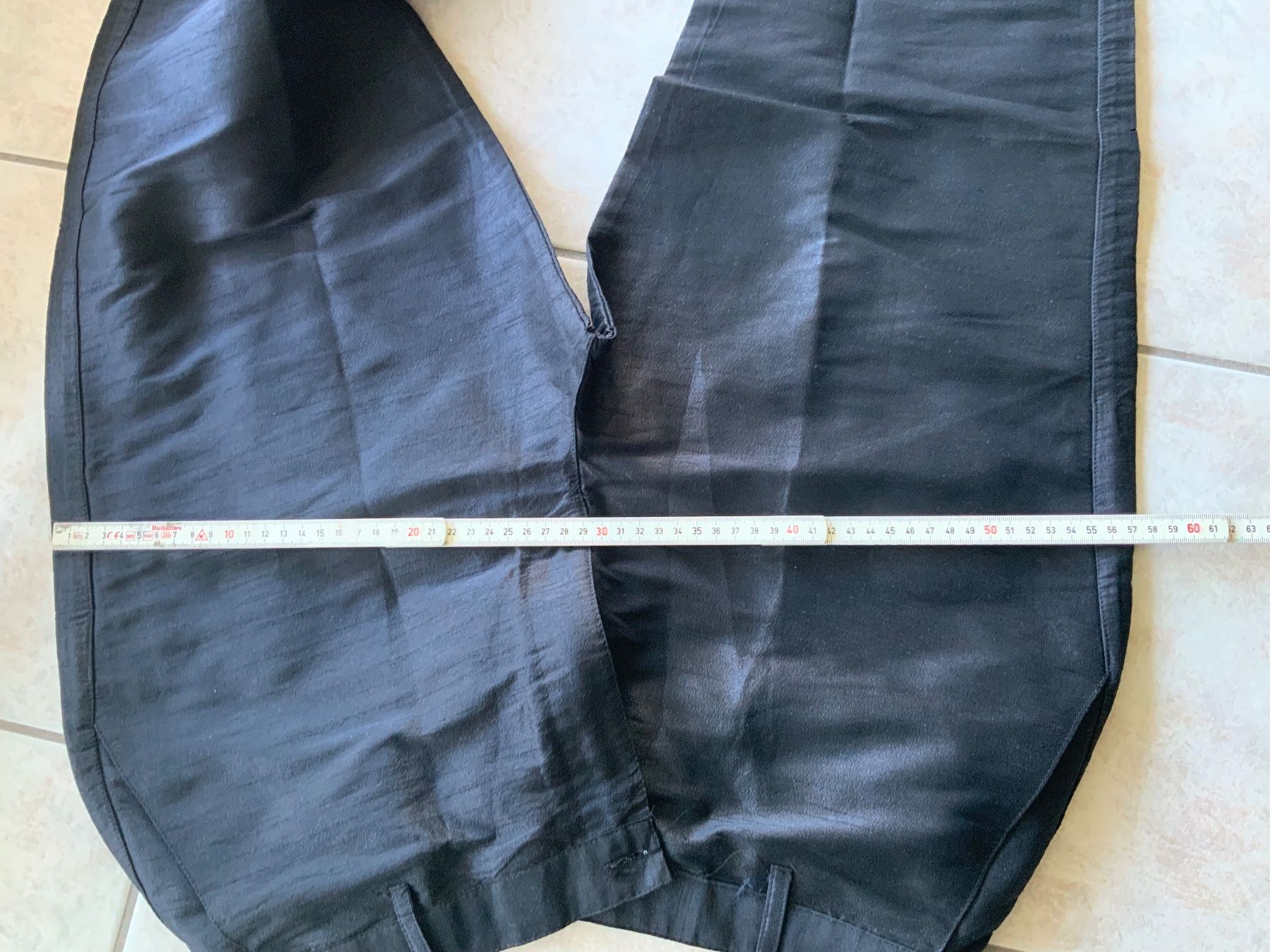 Pantaloni: Damenhose glänzig L – Usato da Kappel venduto da Mya986