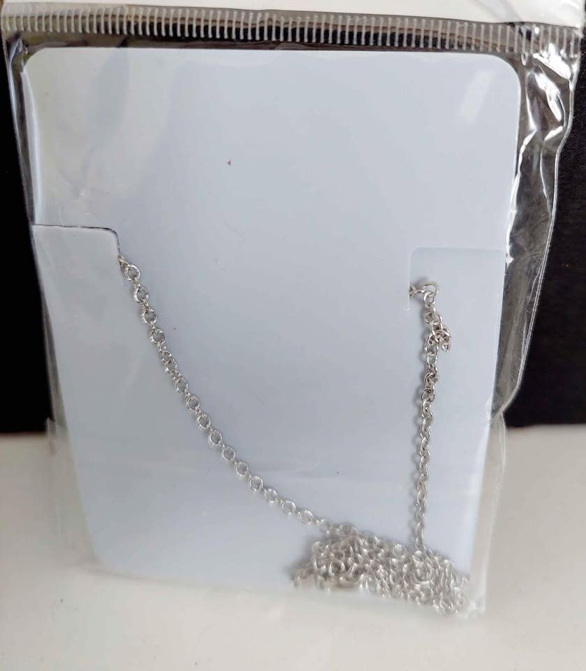 Anhänger: Elegante Halskette, Neu – Neu und originalverpackt aus Aarburg von Glitzerschein 2