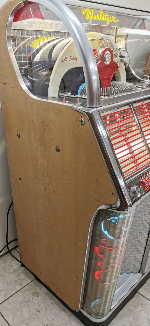 Wurlitzer Jukebox: Musikbox Wurlitzer 1700 – Usato da Geroldswil venduto da jukeman 2