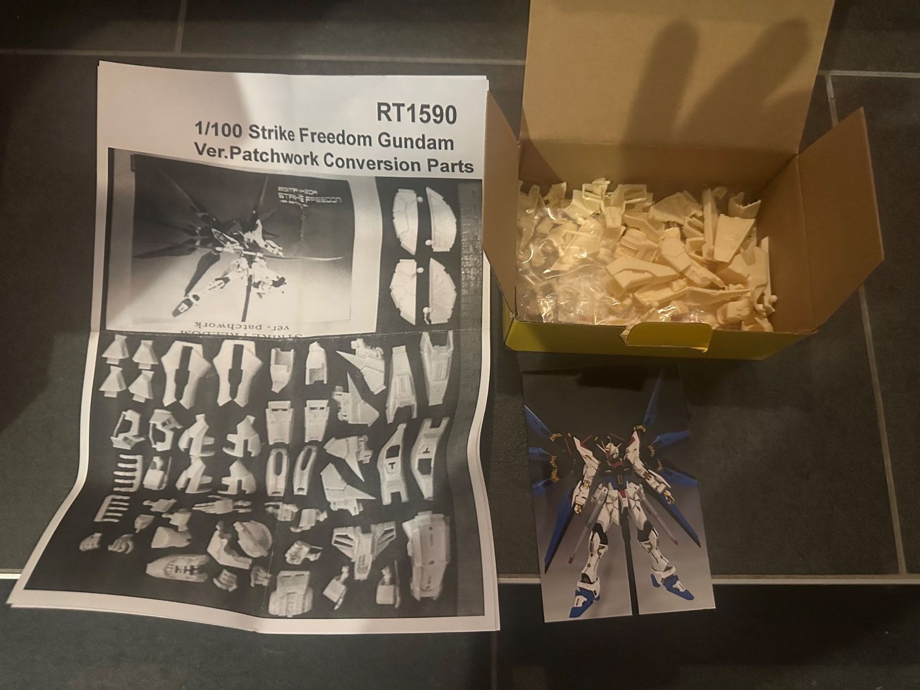Kit di modellismo & Modellini statici: e2046 Kit de conversion pour Gundam Strike Freedom 1:100 – Nuovo e nell'imballaggio originale da Bossonnens venduto da Le_mir