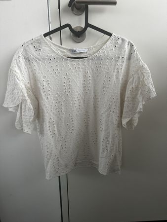 Zara Damen Bluse weiss Lochstickerei