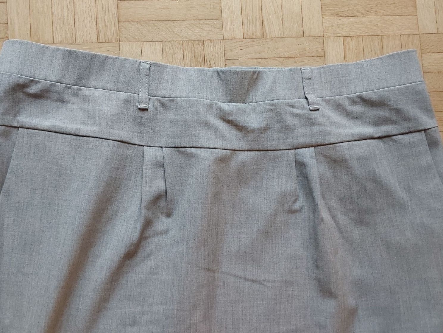 Gonne: Jupe Rock hellgrau KAFFE 46 neu – Nuovo (secondo la descrizione) da Köniz venduto da scopello12 2