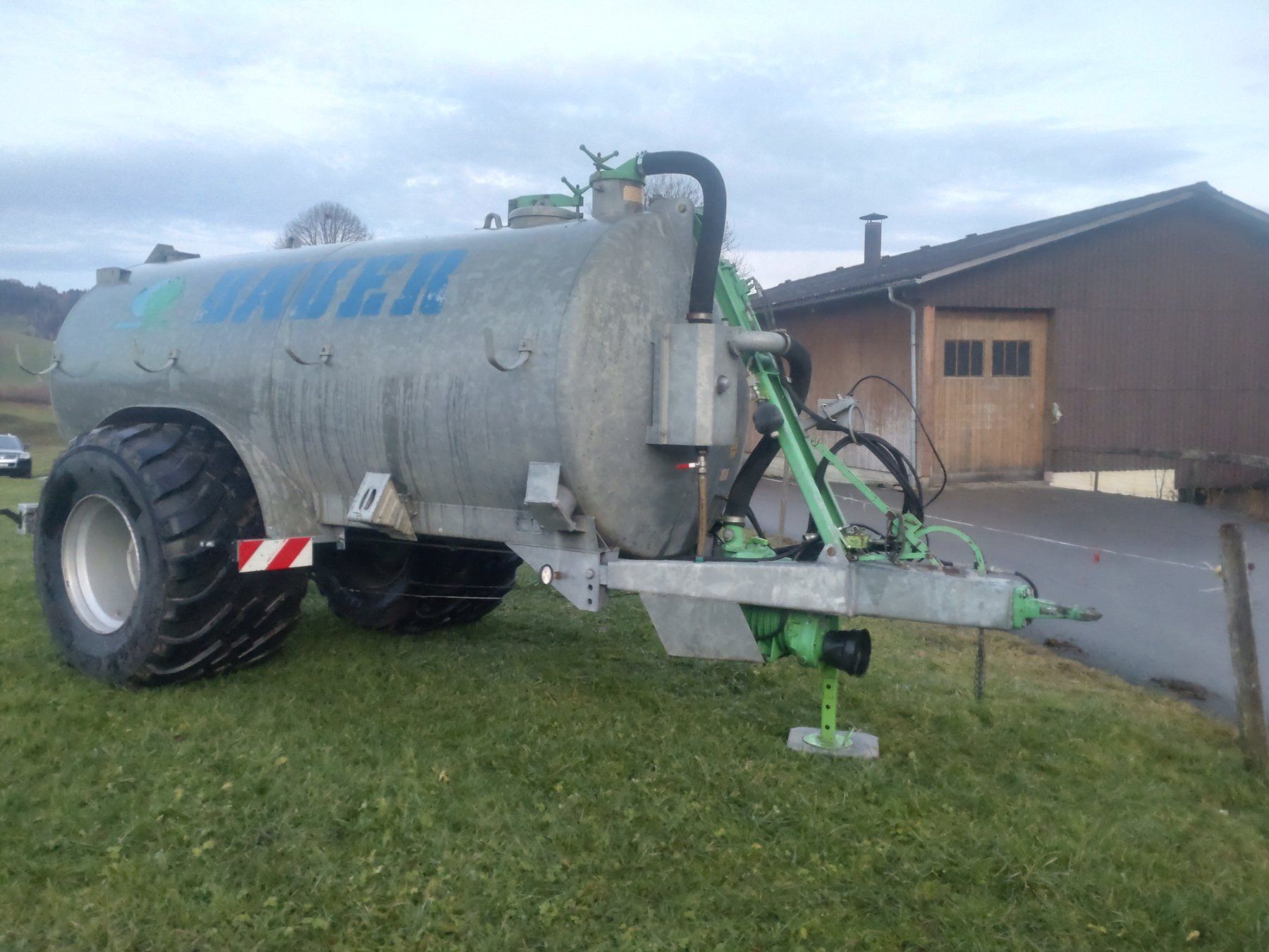 Spandiconcime: Güllefass Bauer V80 – Usato da Appenzell venduto da puch913 1