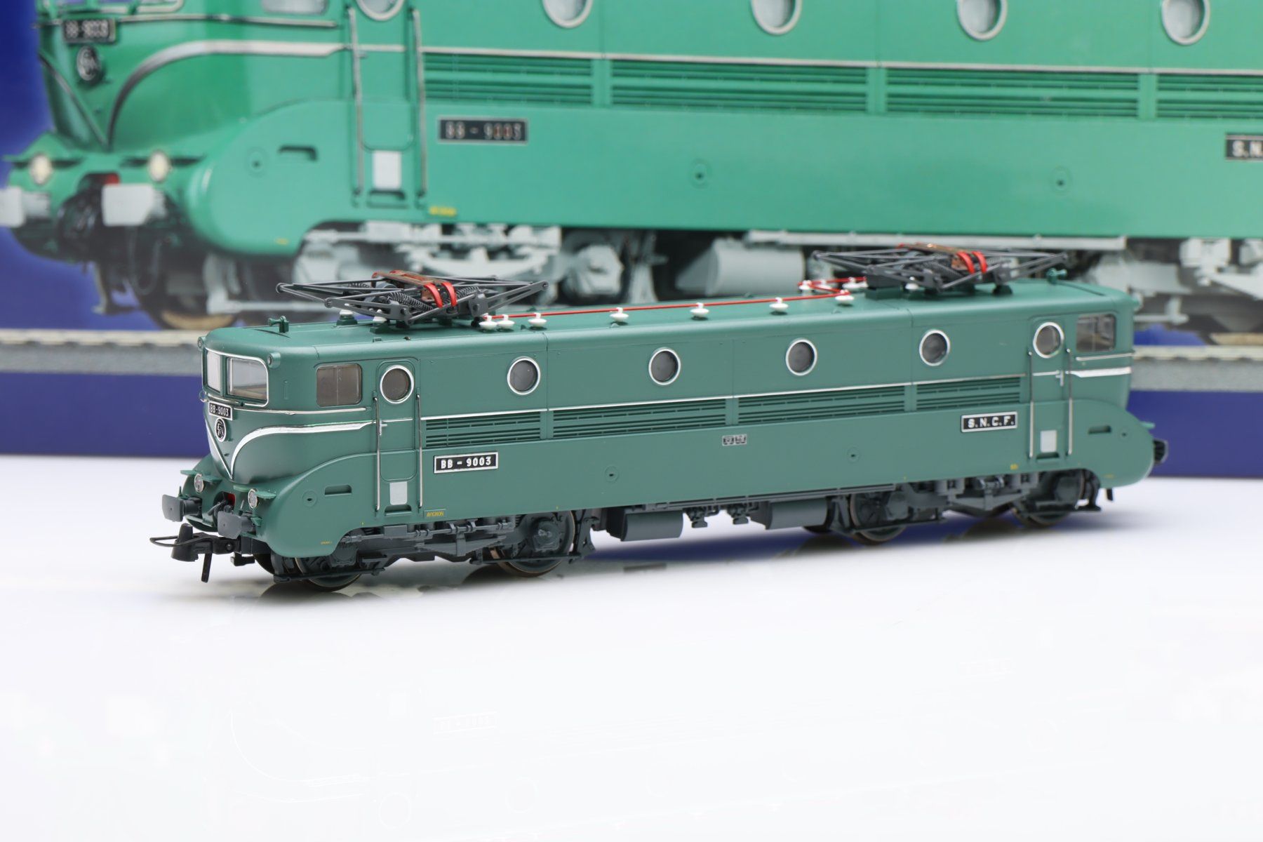 Roco Modelleisenbahnen: Roco 63786 SNCF BB-9003 E-Lok DC, H0 – Neu (gemäss Beschreibung) aus Ried (Muotathal) von Modellbahn.swiss