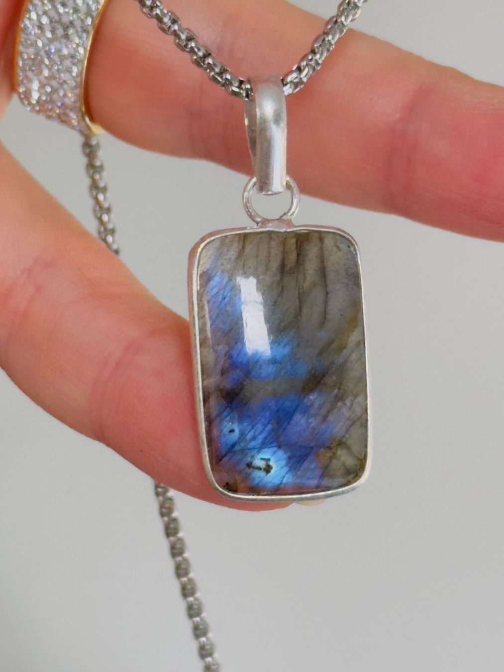 Catenine: Labradorite necklace – Nuovo e nell'imballaggio originale da Genève venduto da AGBERG 3