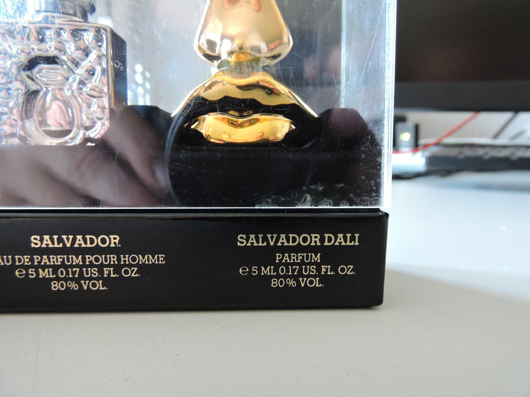 Flaconi: Salvador Dali ''Dali Metal Collection'' Mini Flakons – Usato da Hauptwil venduto da Borusse01 4