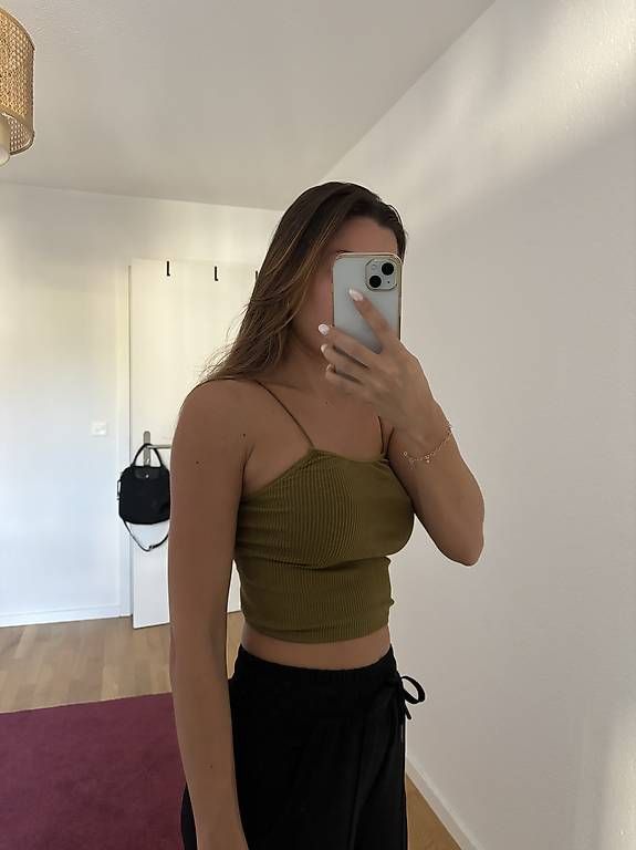 Tops: Crop Top Khaki – Gebraucht aus Bern von Milie.Lou 1