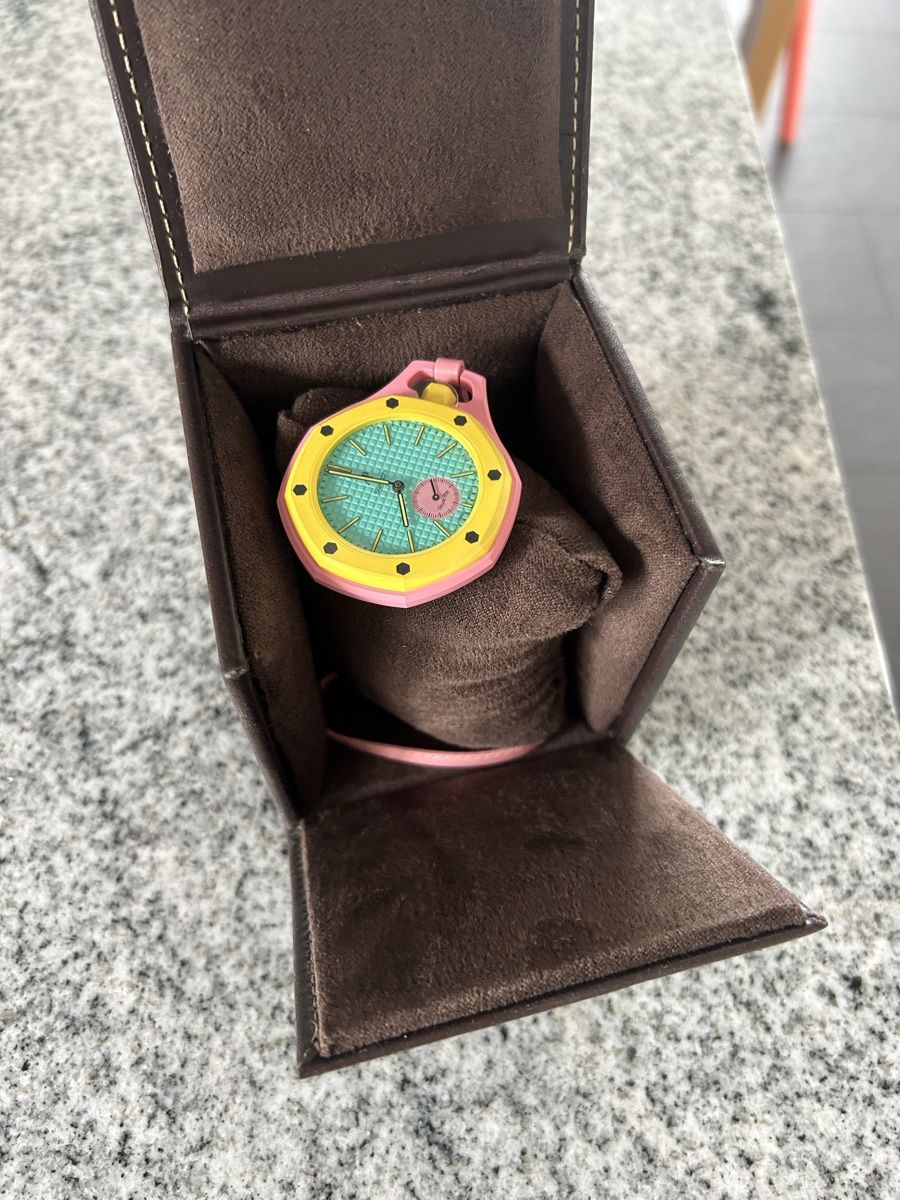 Swatch Orologi: Swatch Royal Pop – Nuovo e nell'imballaggio originale da belp venduto da LaGrandeBellezza
