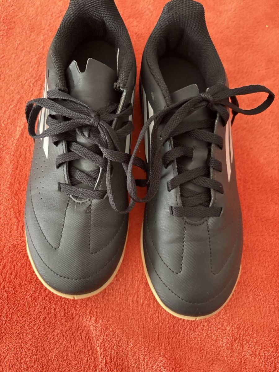 Scarpe per ragazzi: Baskets salle de gym Taille 36 - Bon – Nuovo (secondo la descrizione) da La Chaux-de-Fonds venduto da tuoro25