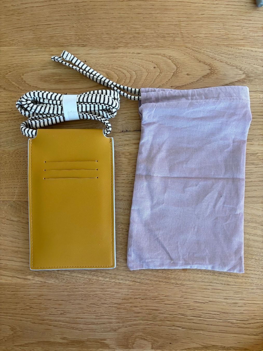 Borse: NEU Sticky Lemon Handytasche Leder Baumwolle – Nuovo e nell'imballaggio originale da Zürich venduto da triangular 2