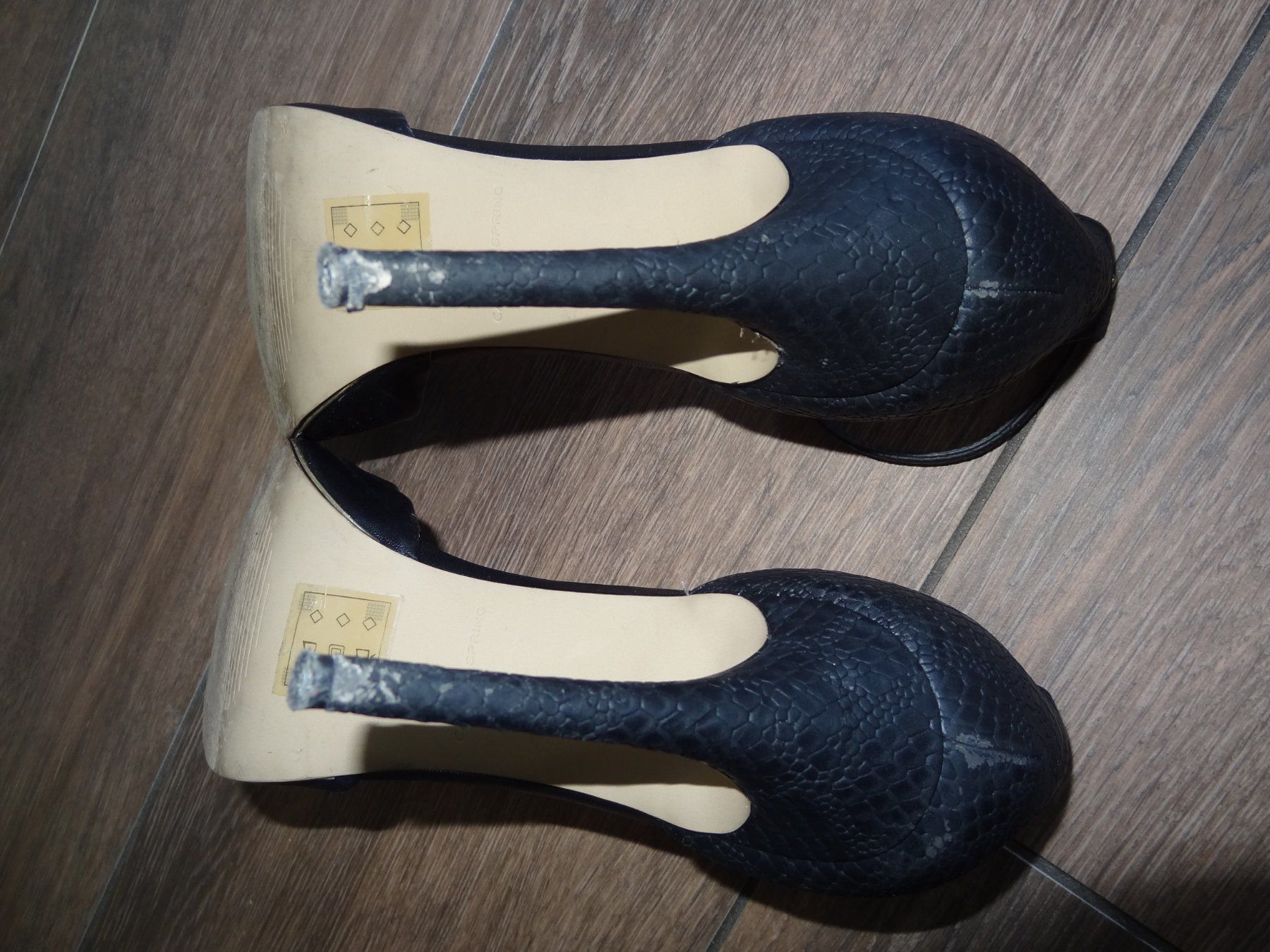 Scarpe da donna: Chaussures escarpins taille 39 – Usato da Satigny venduto da salvatore73 5