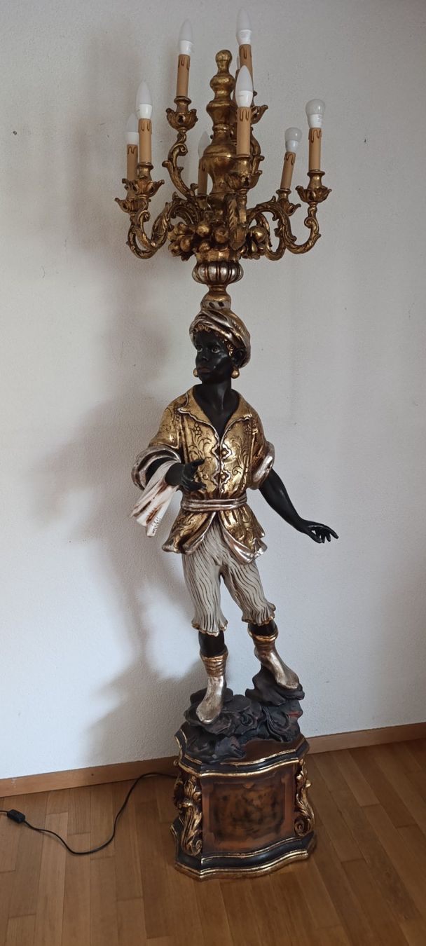 Lampade: Standleuchte Mohr von Chelini – Usato da Opfikon venduto da evilwalks