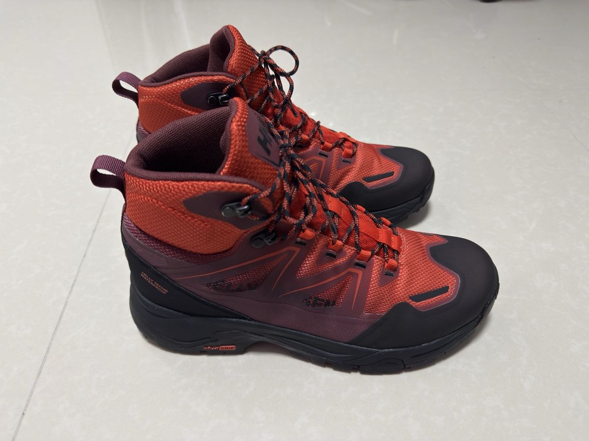 Helly Hansen Herrenschuhe: Helly Hansen Cascade Mid Wanderschuhe GTX/Waterproof Gr. 43  – Gebraucht aus Trimbach von Fily-90 2