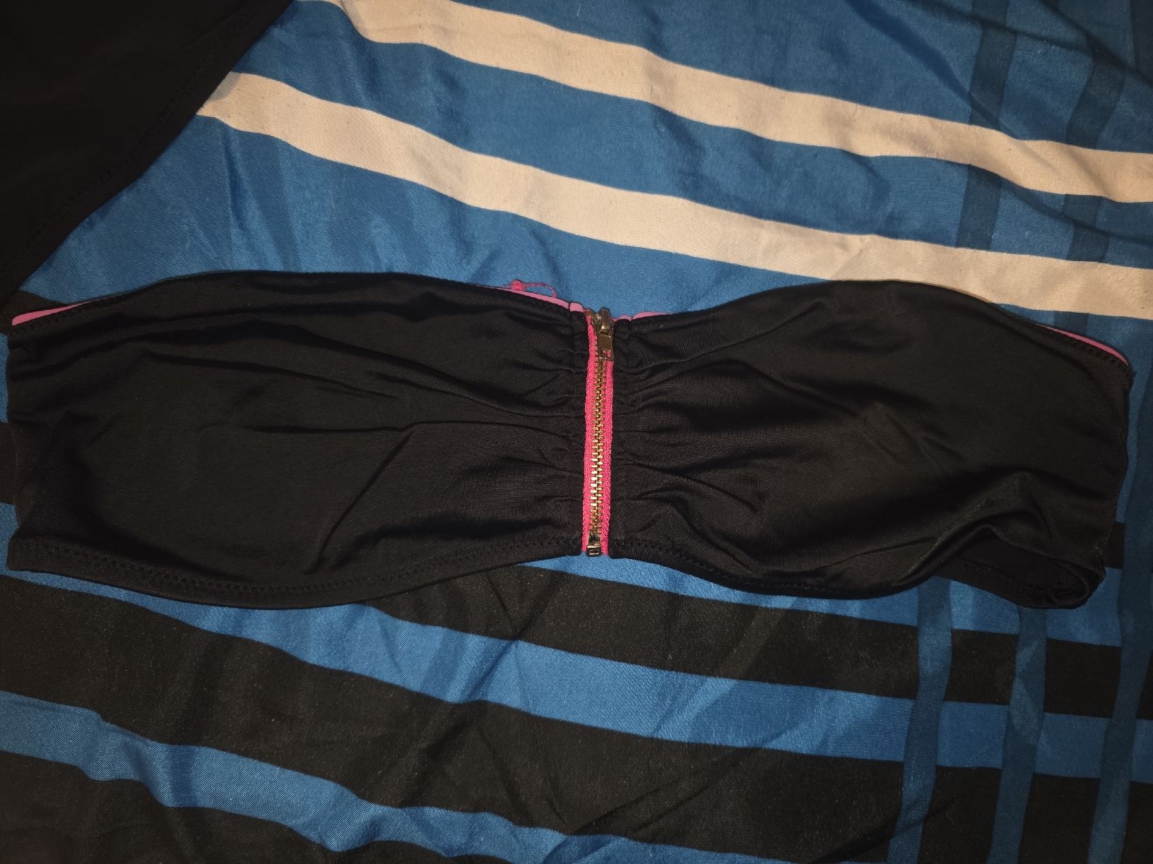 Costumi da bagno & Bikini: Schwarzer Bikini mit pinken Details - Grösse 40 – Nuovo (secondo la descrizione) da Kriens venduto da Caroline_Schweiz 1