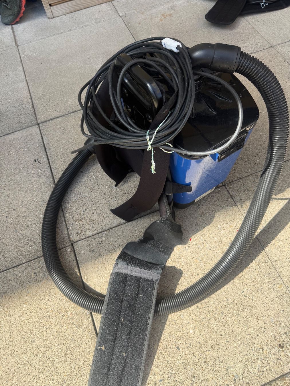 Aspirapolveri & Accessori: Numatic Rückenstaubsauger – Usato da Zürich venduto da Herbion1 1