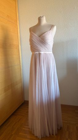 Robe longue rose à bretelles plissée taille 38 (FR)