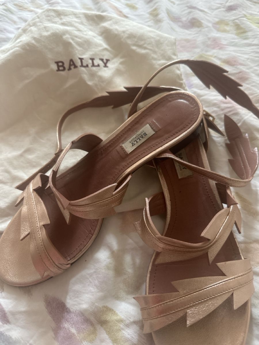 Bally Damenschuhe: Bally rose gold sandals Gr 39 – Gebraucht aus Basel von Greenways