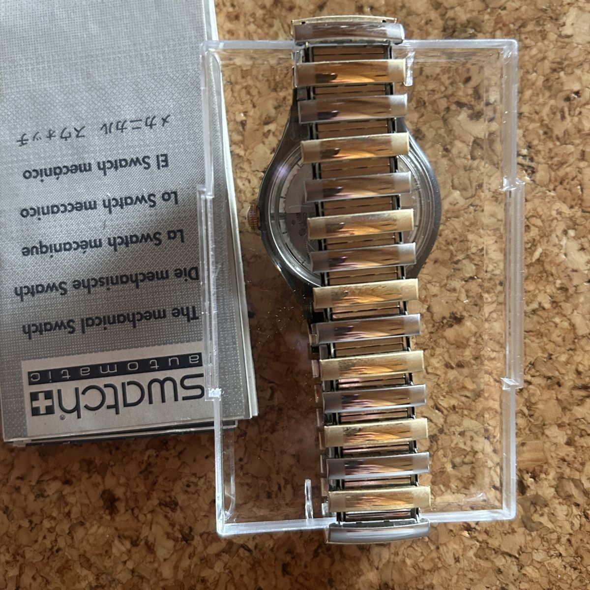 Swatch Orologi: Swatch Automatik Uhr, Gold/Schwarz – Nuovo (secondo la descrizione) da Laufen venduto da Bellavitaboom 3