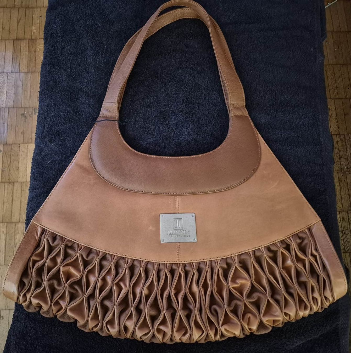 Borse da donna: Markenhandtasche JOHN COLE – Nuovo (secondo la descrizione) da Brüttisellen venduto da Stargate39
