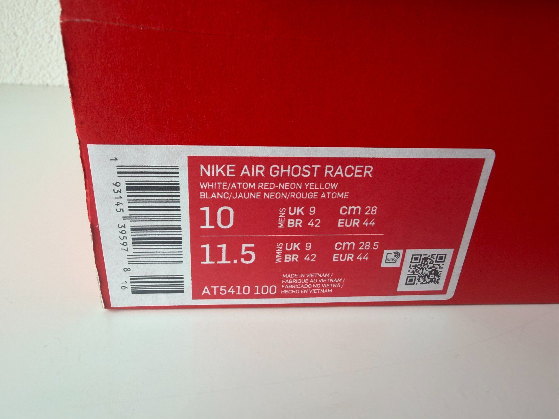 Nike Scarpe da uomo: Nike Air Ghost Racer – Usato da Ennenda venduto da KUROI14 5