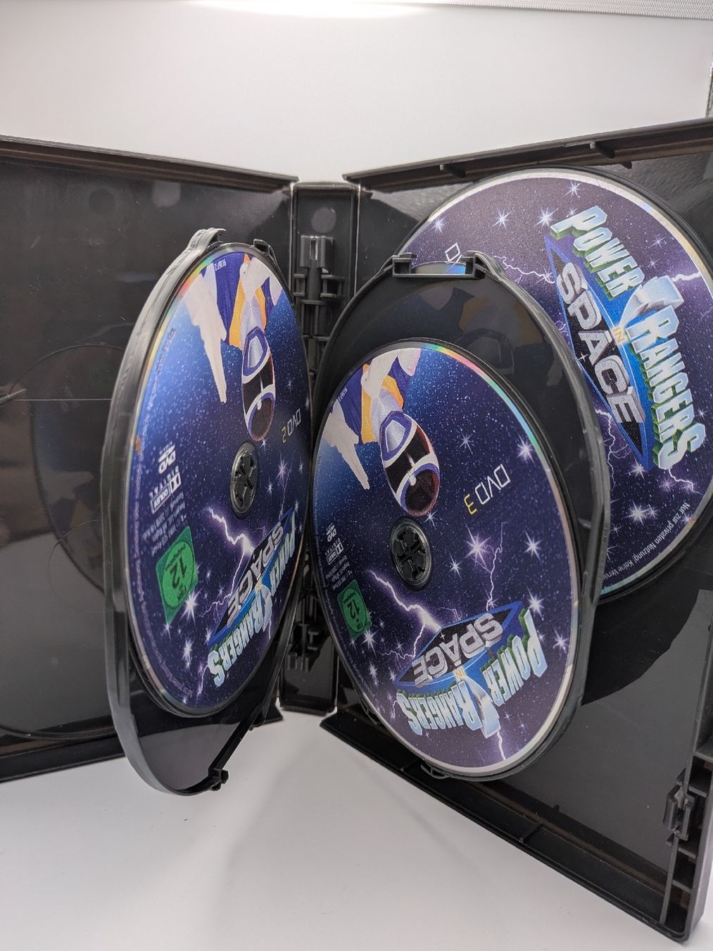 Tutti i DVDs: Power Rangers in Space  – Usato da Liebefeld venduto da Loopinfility 2