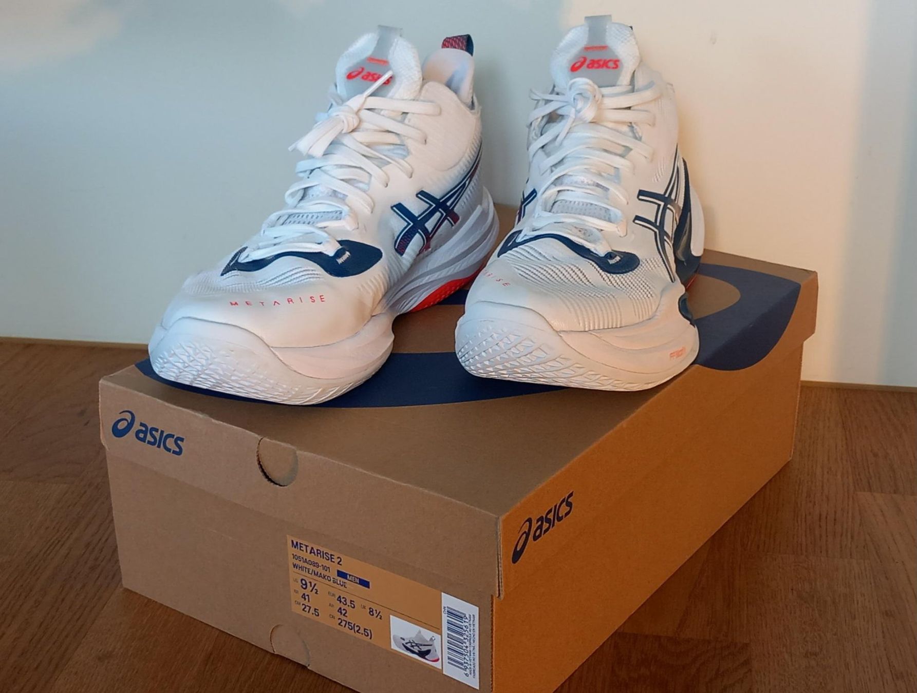Scarpe da uomo: Asics Metarise 2 Volleyball Turnschuhe Grösse 43.5 – Usato da Luzern venduto da Noosi88