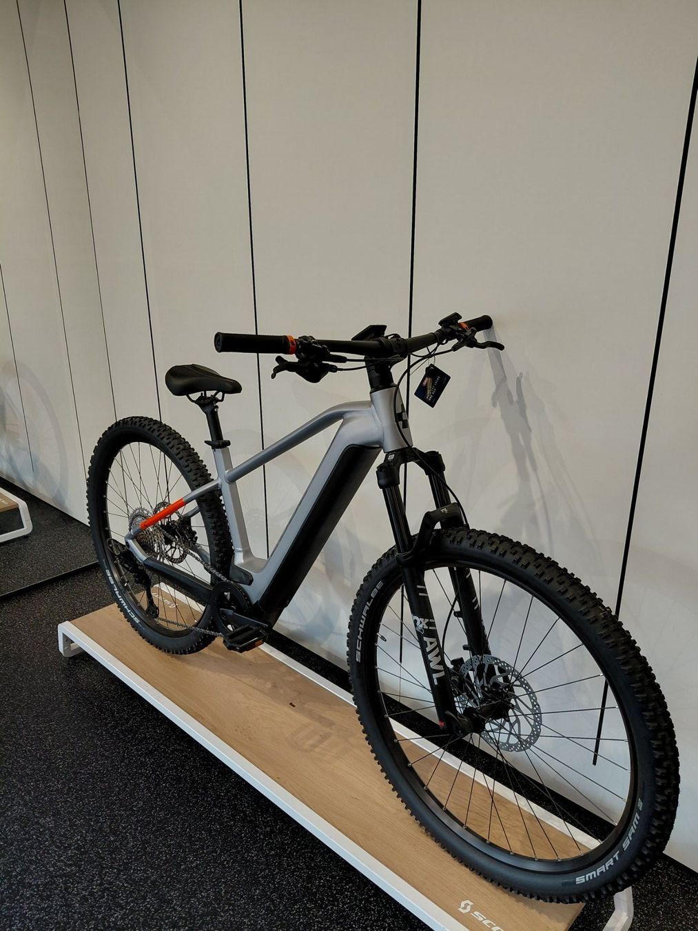 Cube Vélos: Cube Reaction Hybrid SL 750 2022 – Neuf avec emballage d'origine à Klosters par mie_9vjk 4