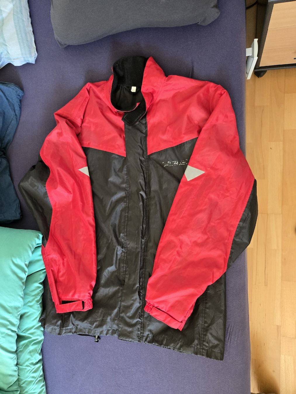 Giacche: Regenjacke rot/schwarz Grösse 4XL – Usato da Solothurn venduto da Sam79 1