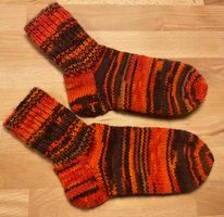 Kindersocken - 🧒 - handgestrickt- Grösse 32/33 ++NEU++