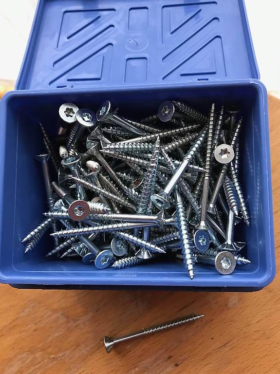 Eisenwaren: articles de quincaillerie divers – Gebraucht aus Martigny von metaflex 2