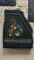 Zither / Cither – traditionelles nationales Instrument