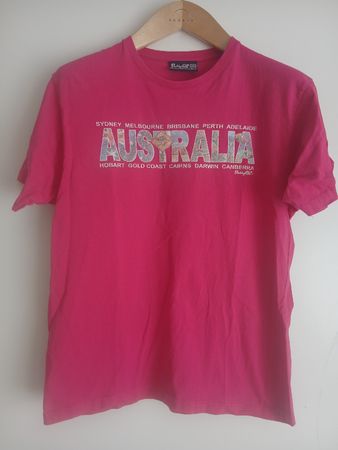 Vintage T-Shirt Pink Bobby OZ Australia Print XS