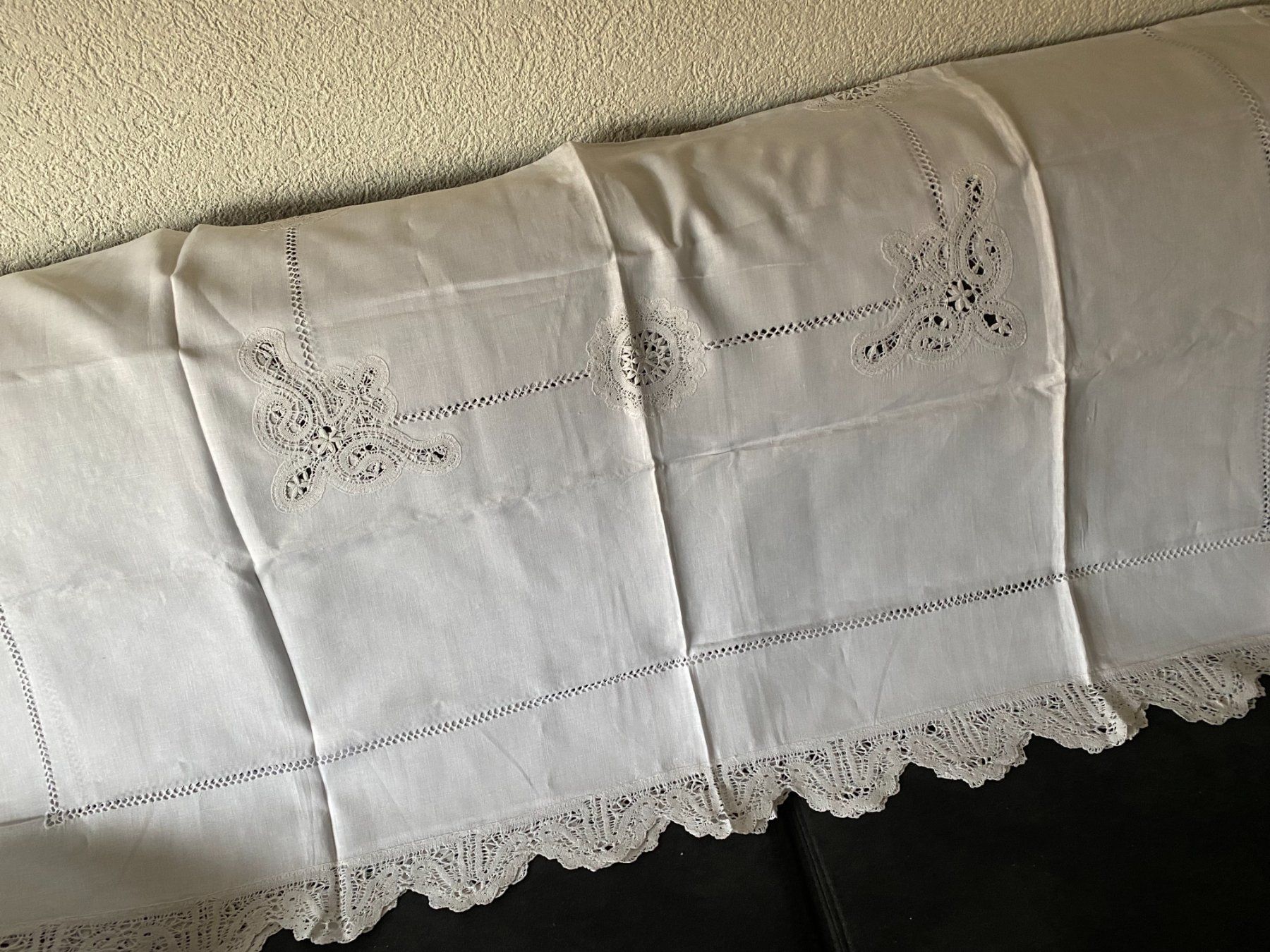 Altra biancheria da tavola: Tischtuch weiss  ca 155 x 150cm – Usato da Allenwinden venduto da Obalu 3