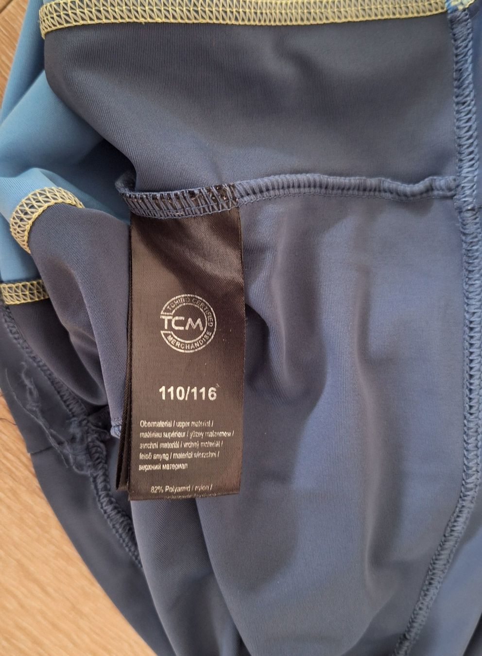 Hemden, T-Shirts & Polos: Badeschutzshirt Gr. 110/116 TCM – Gebraucht aus Lützelflüh-Goldb von Punktesammler 2