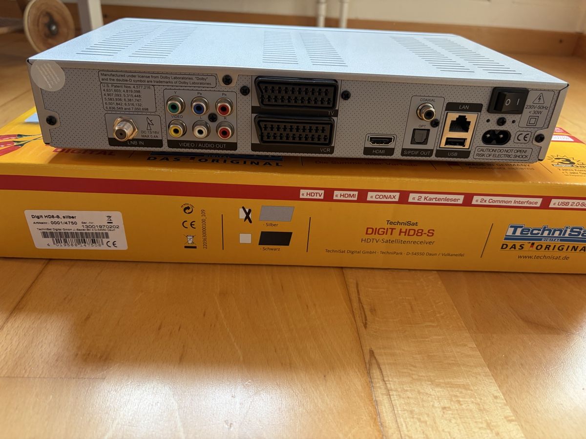 Technisat Récepteurs: TechniSat Satellitenreceiver Digit HD8-S silber – D'occasion à Rosshäusern par chzar1203 3
